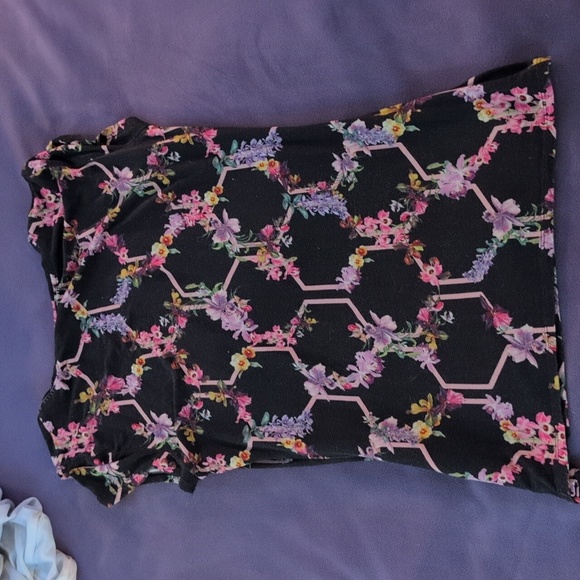 Ted Baker London Black Floral Honeycomb Top  As Seen On Big Bang Theory Penny - Picture 4 of 11